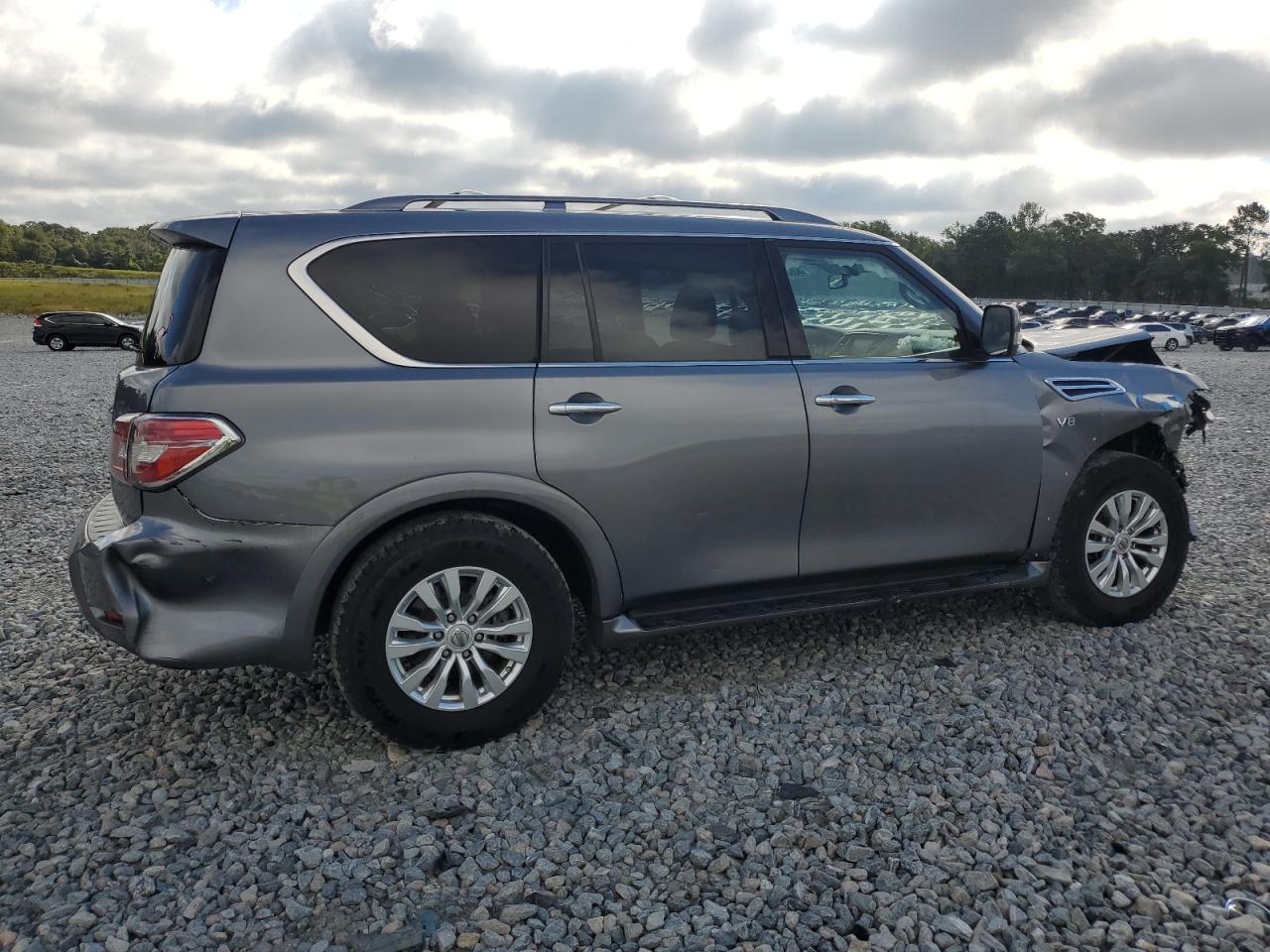 Nissan Armada Sv