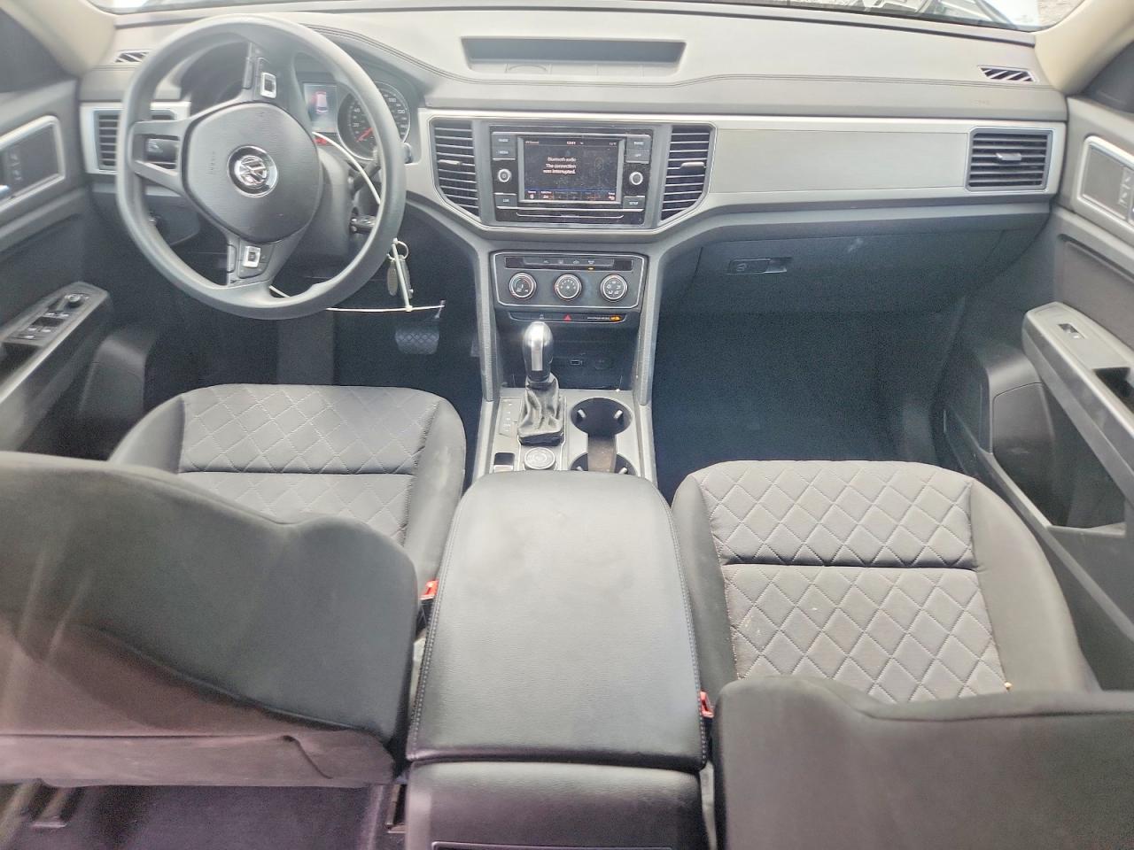 Volkswagen Atlas S