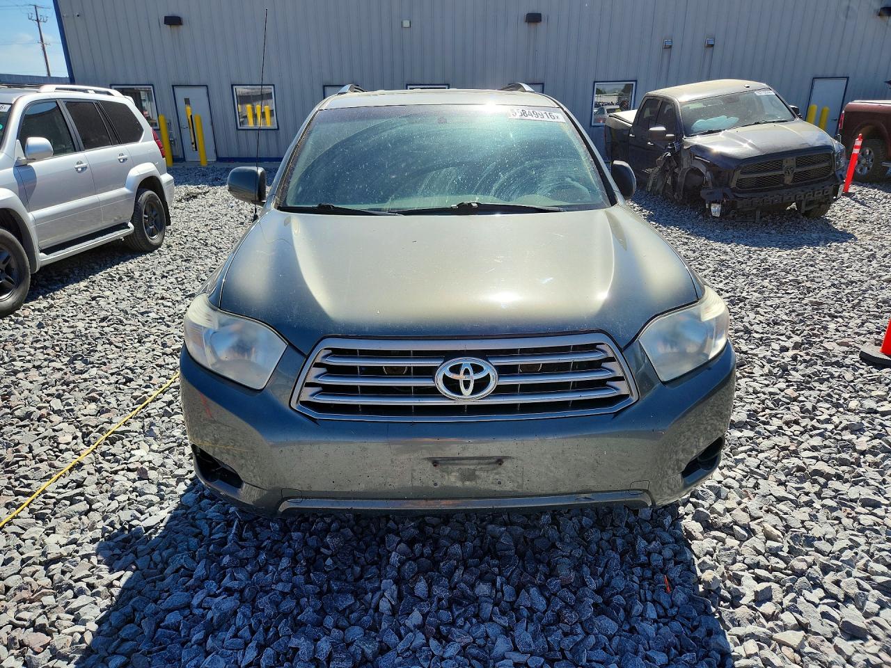 Toyota Highlander Base