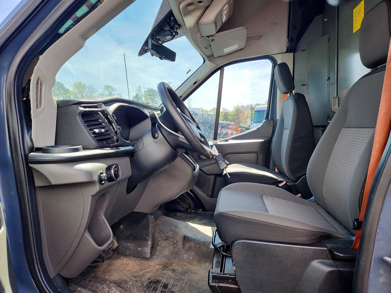 Ford Transit T-250