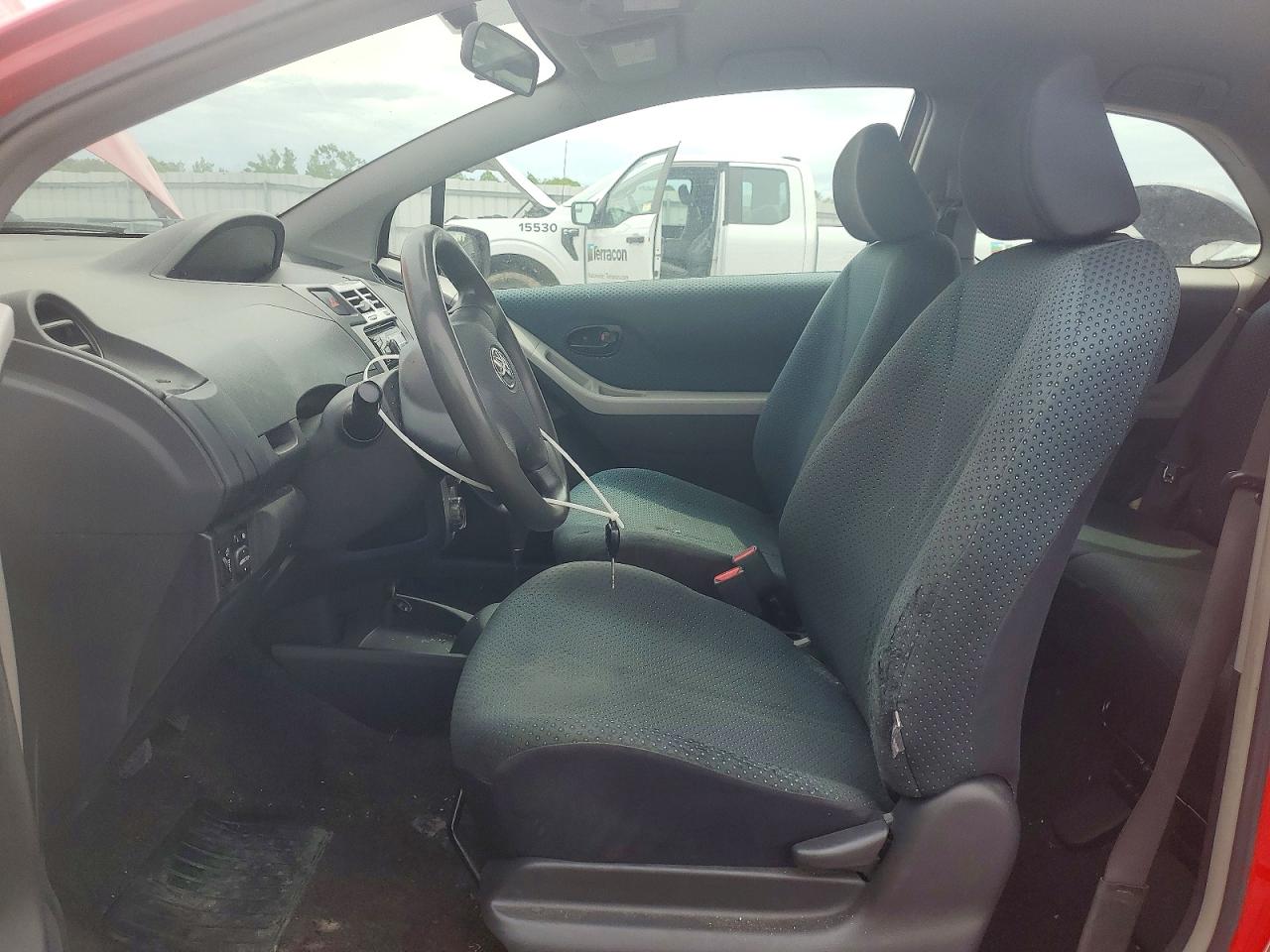 Toyota Yaris Base