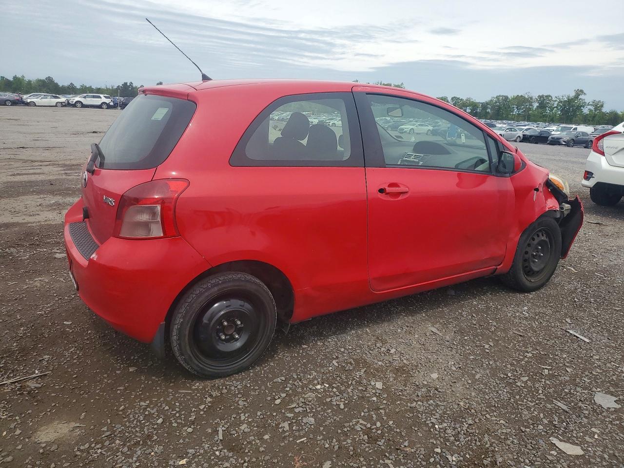 Toyota Yaris Base