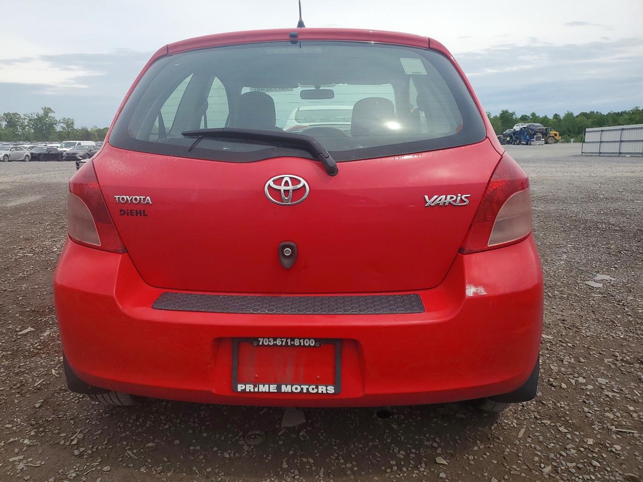 Toyota Yaris Base