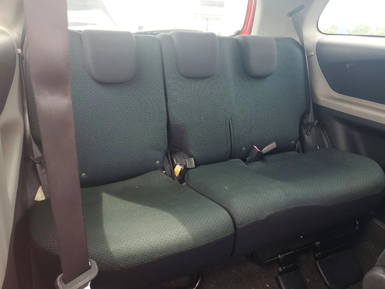 Toyota Yaris Base