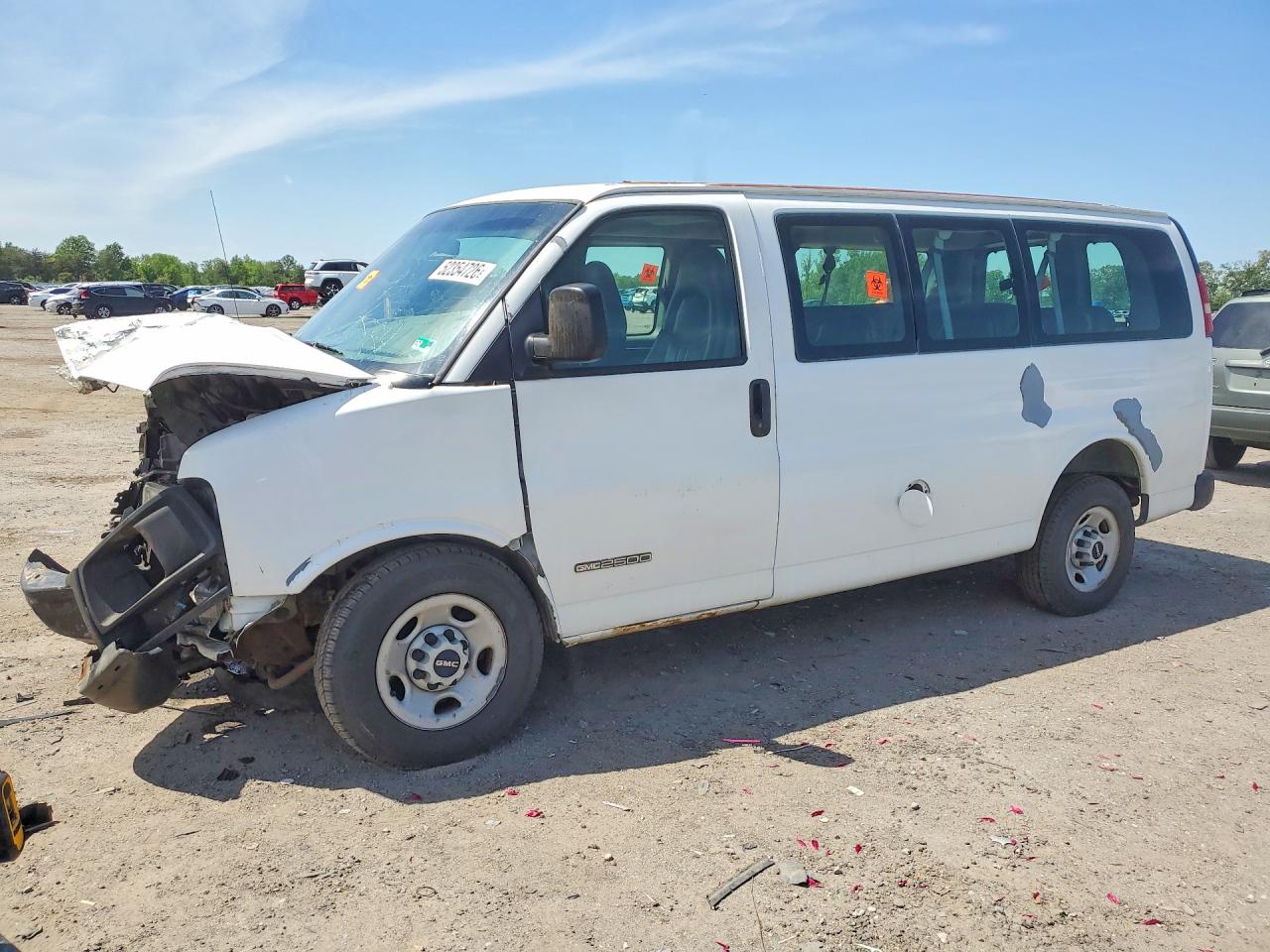 Salvage GMC Savana Image
