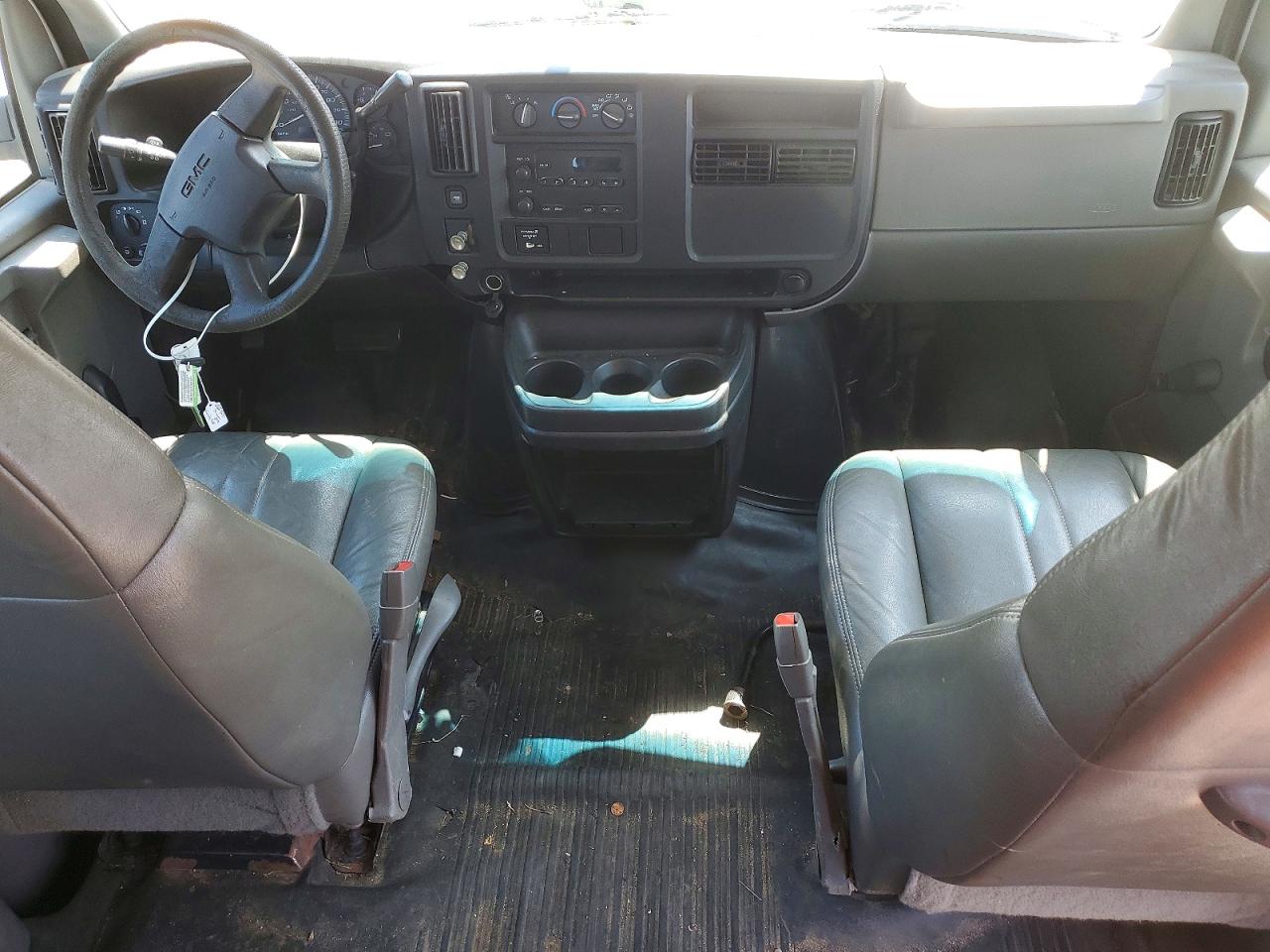 GMC Savana G2500