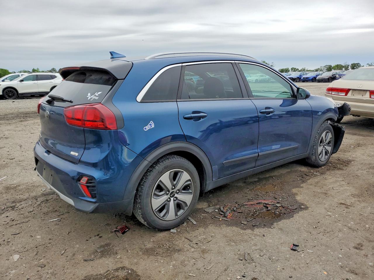 Kia Niro Lx