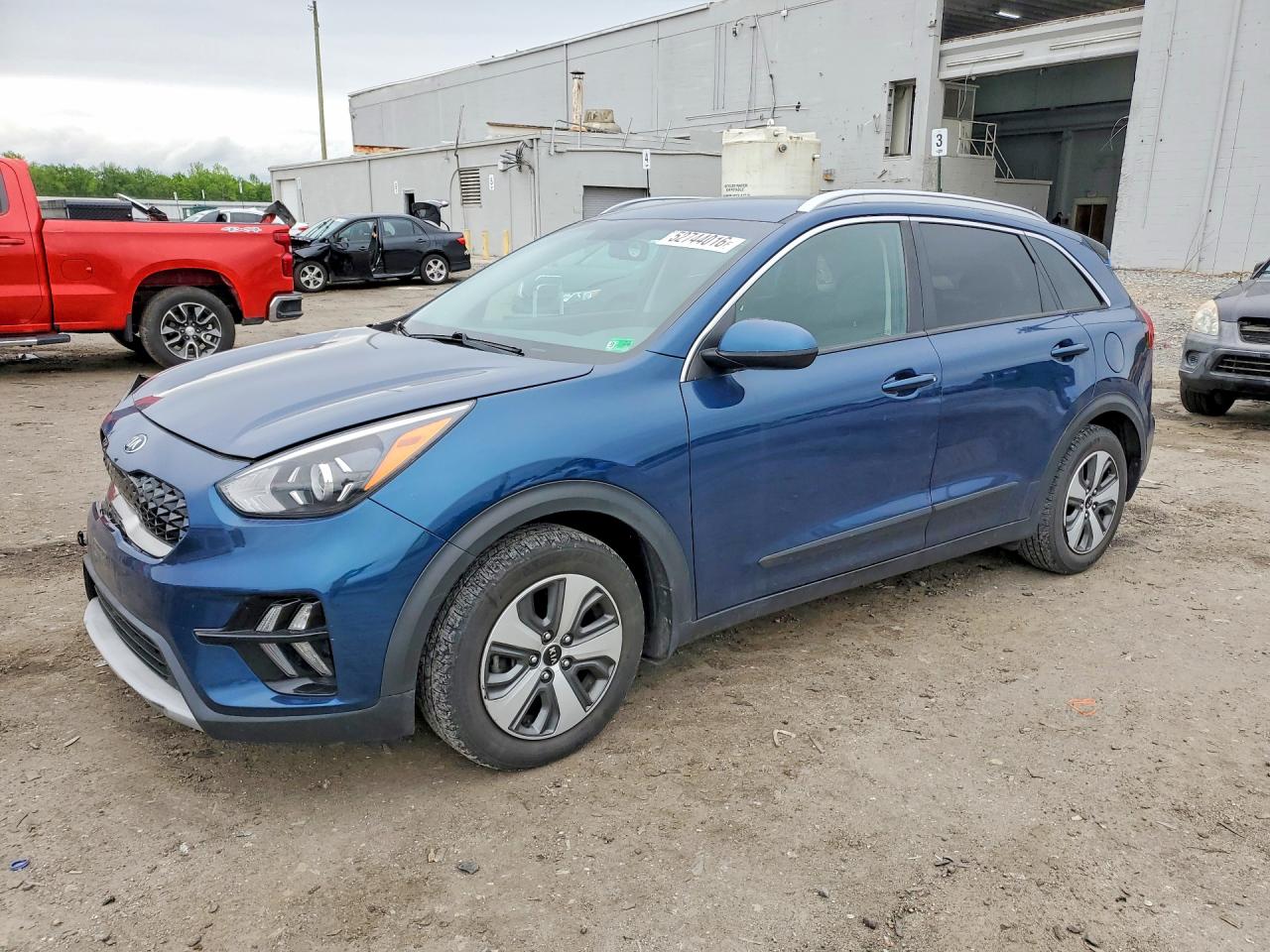 Salvage Kia Niro Image