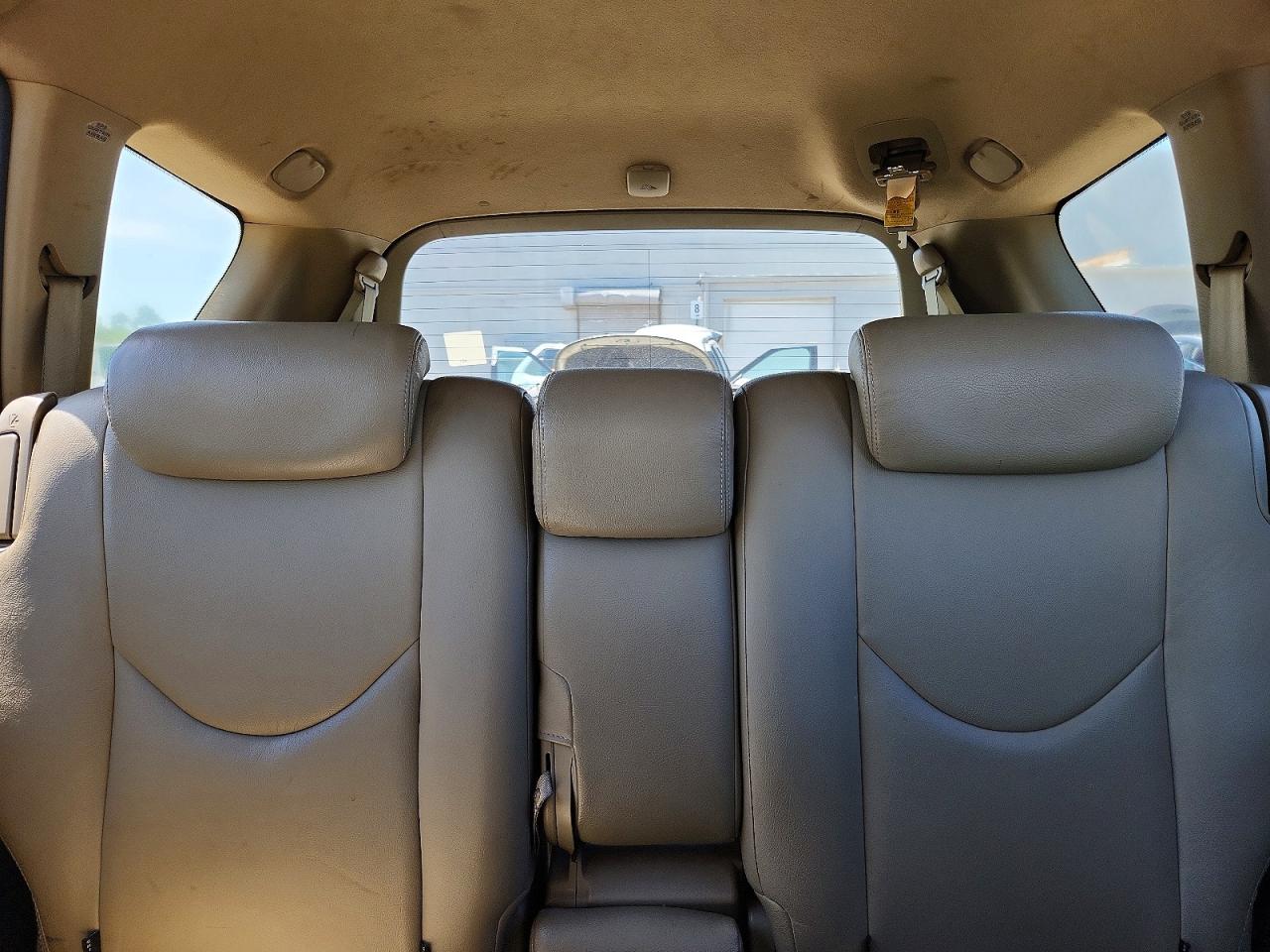 Toyota RAV4 Base