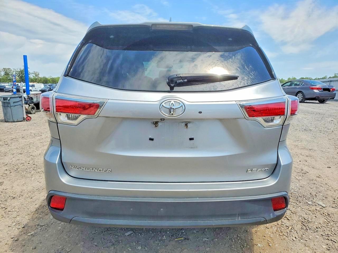 Toyota Highlander Le Plus