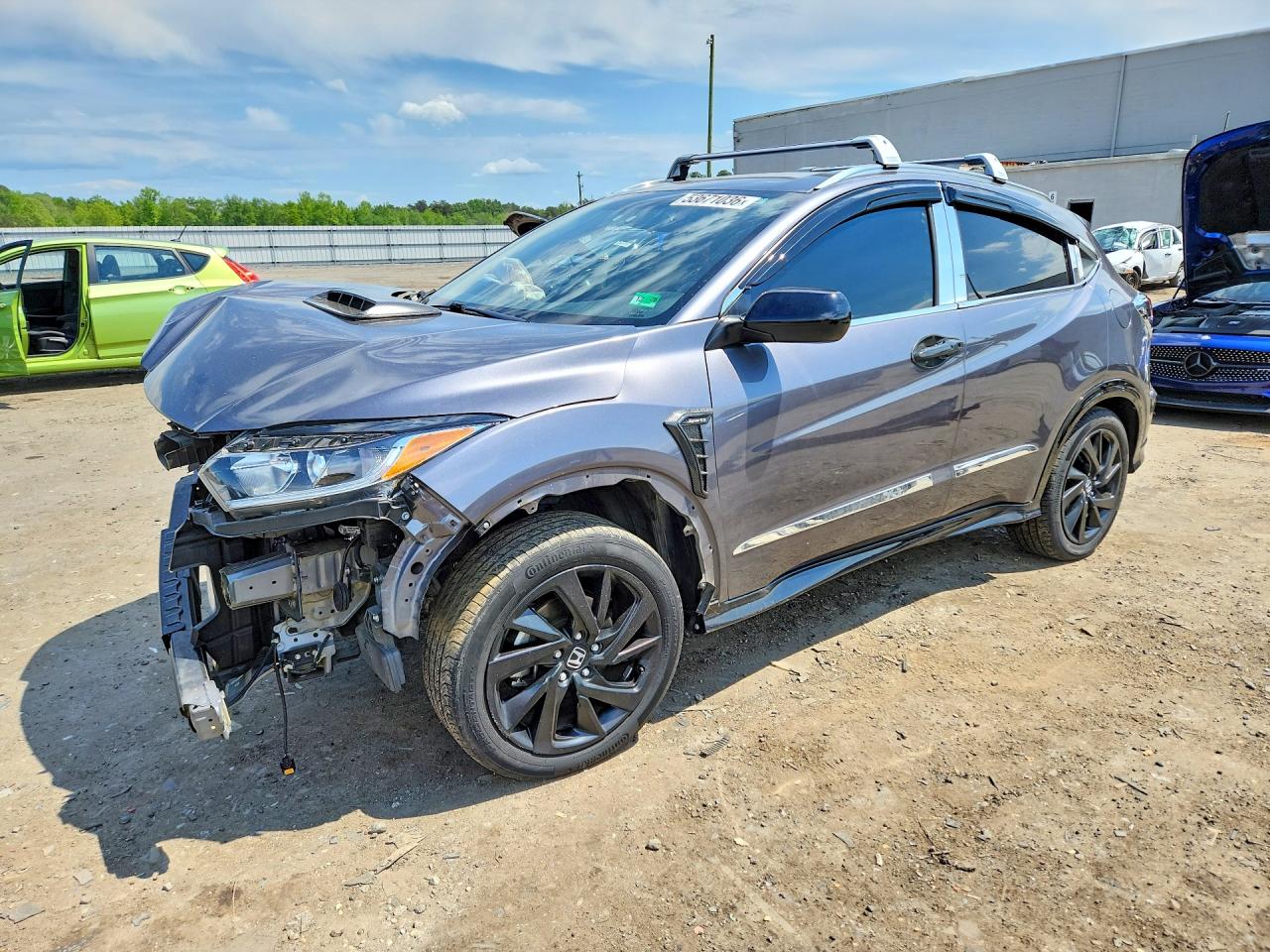 Salvage Honda HR-V Image