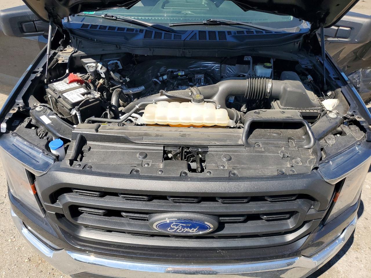 Ford F-150 Super Cab