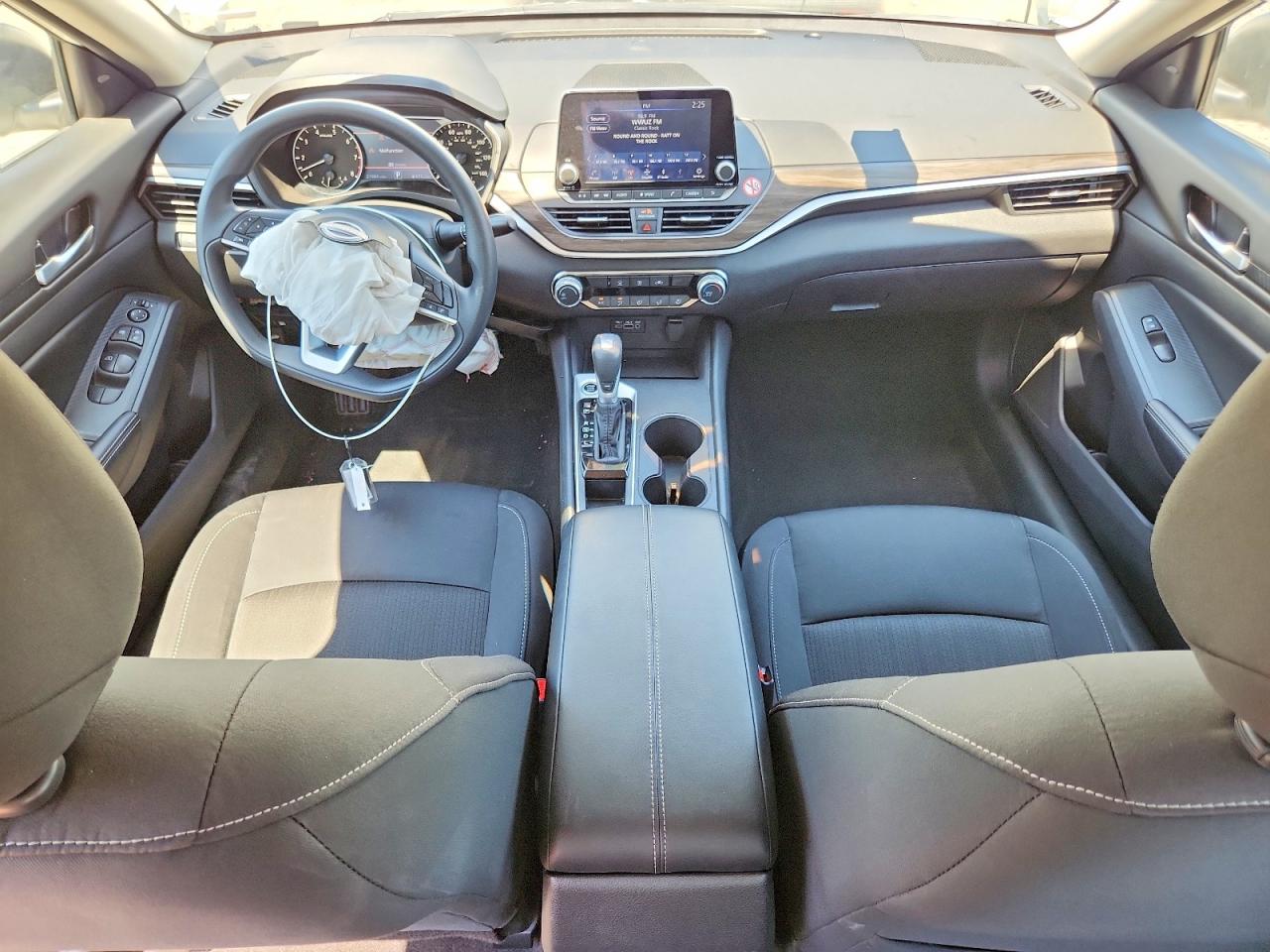 Nissan Altima Sv
