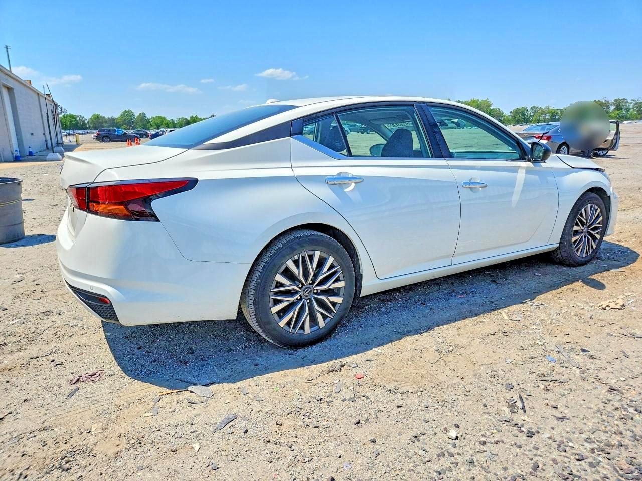 Nissan Altima Sv