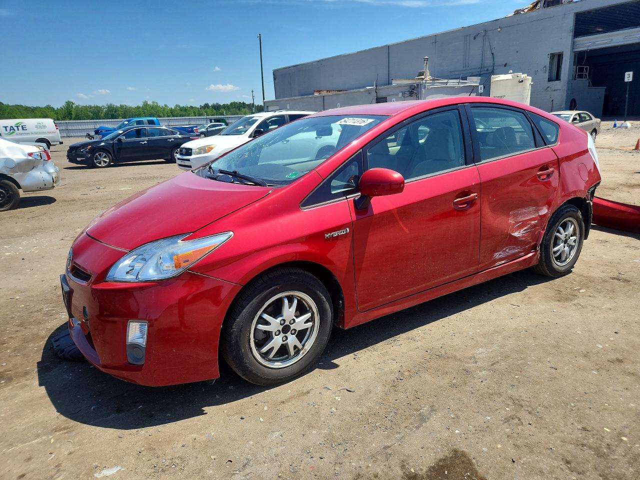 Salvage Toyota Prius Image