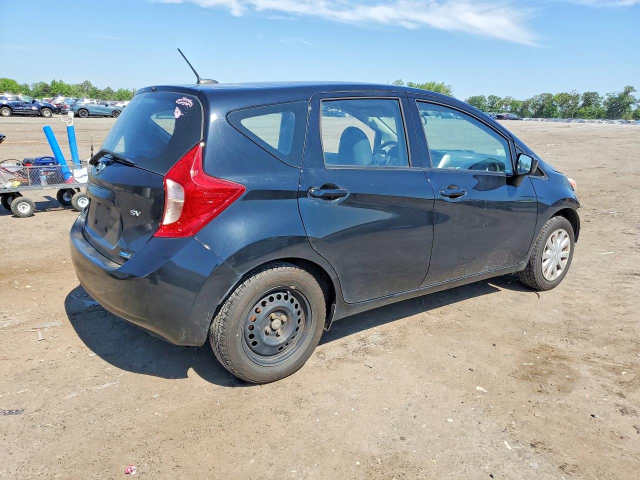 Nissan Versa Sv