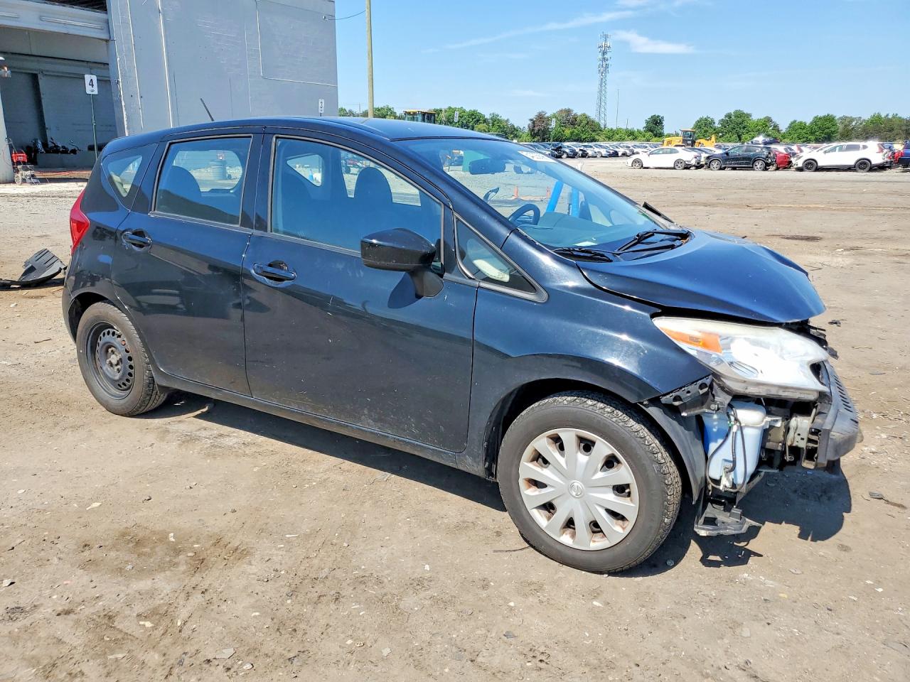 Nissan Versa Sv