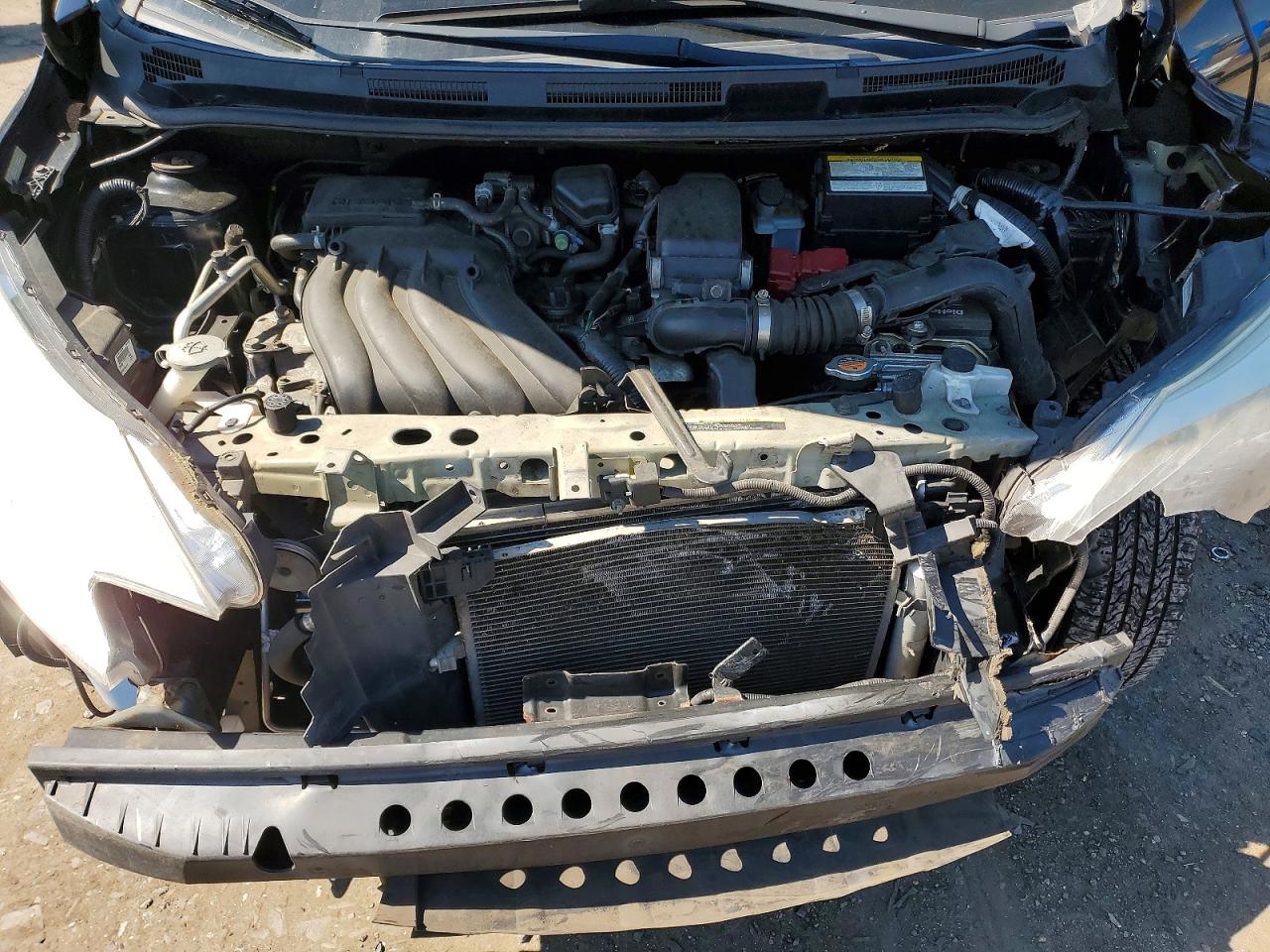 Nissan Versa Sv