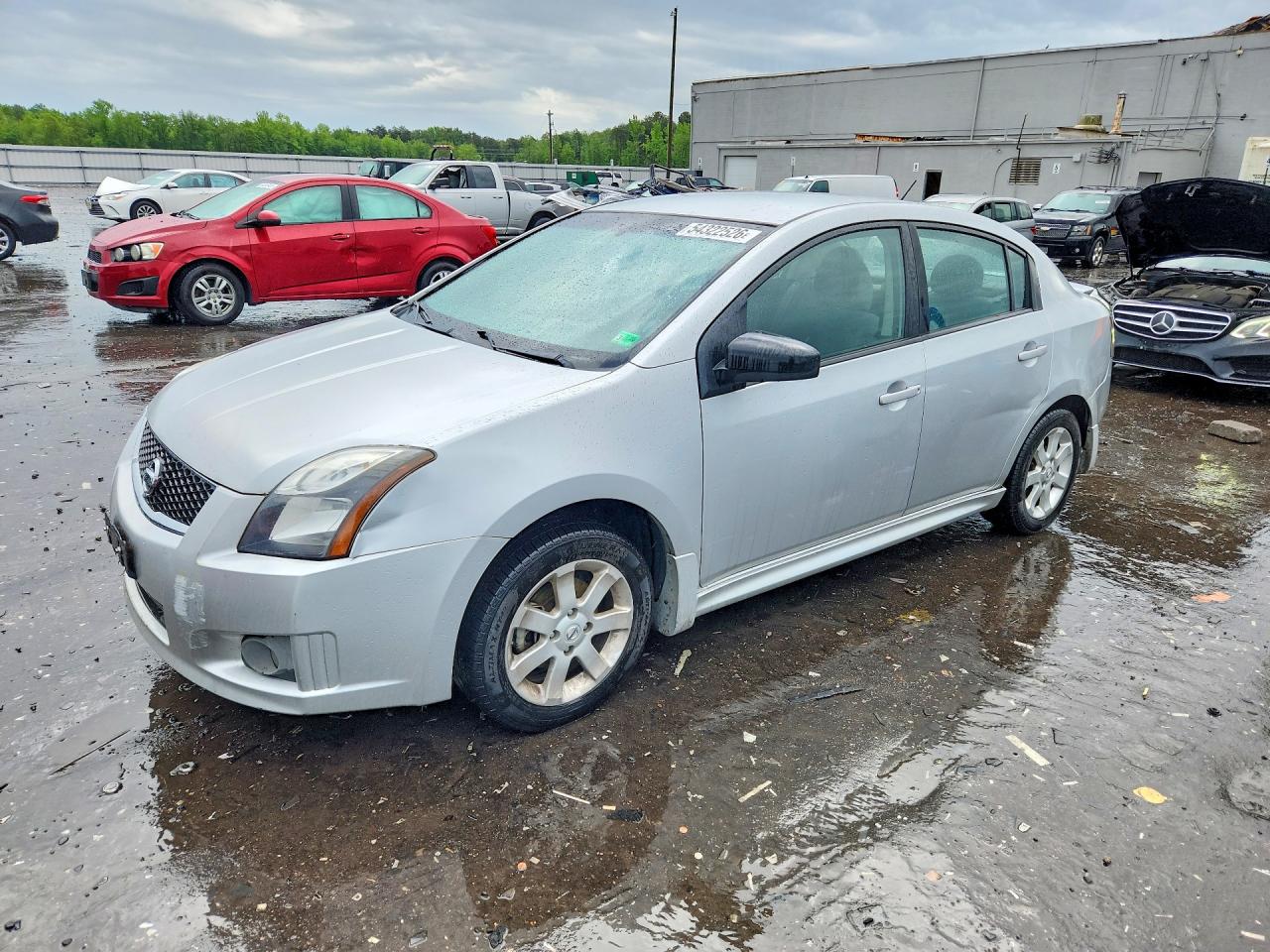 Salvage Nissan Sentra Image