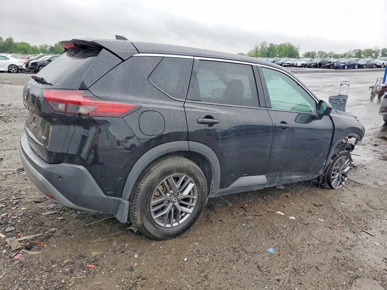 Nissan Rogue S