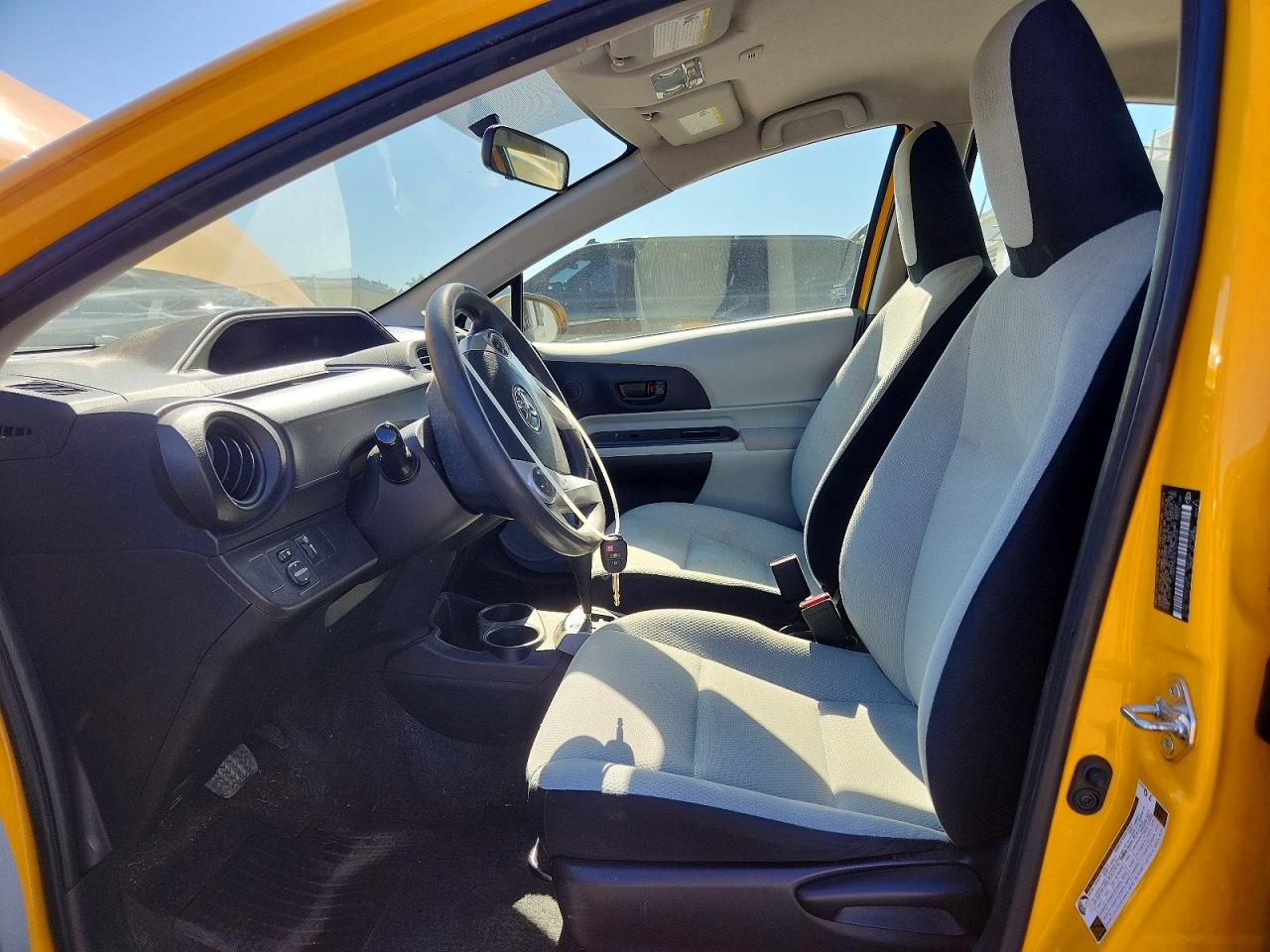 Toyota Prius c One