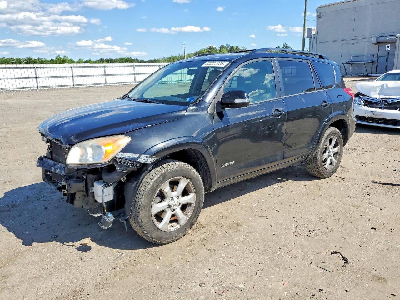 Salvage Toyota RAV4 Image