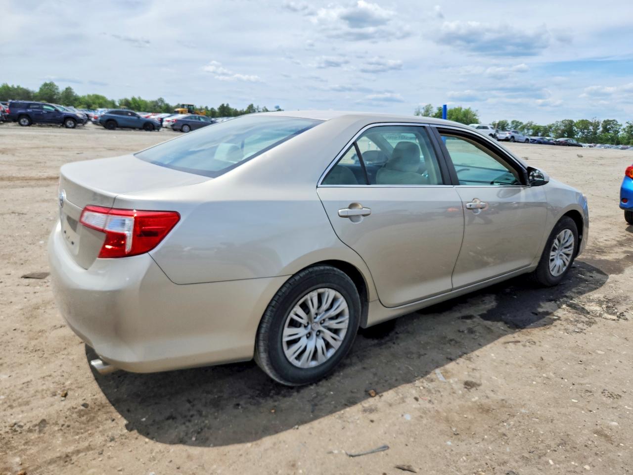 Toyota Camry L