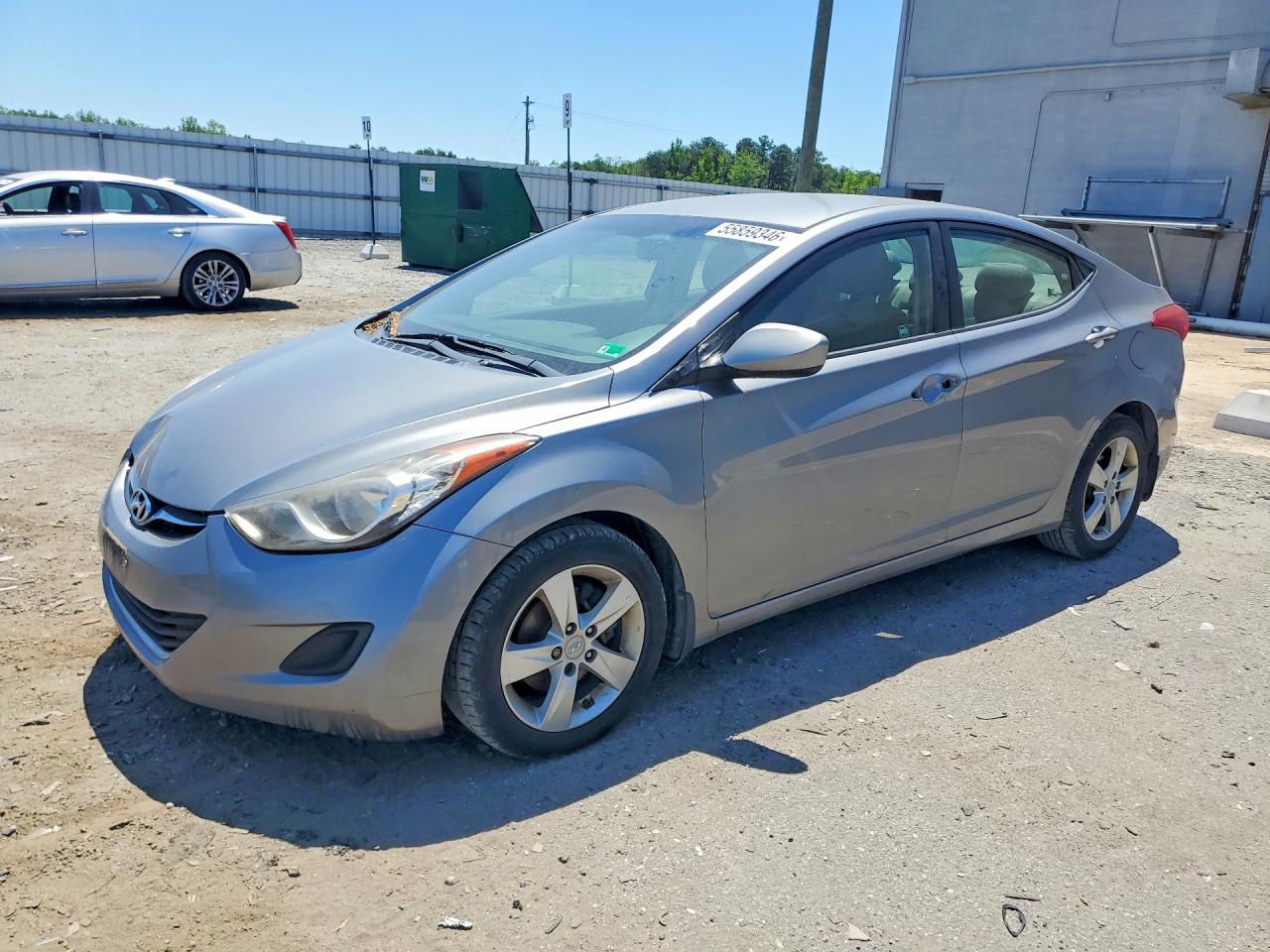 Salvage Hyundai ELANTRA Image