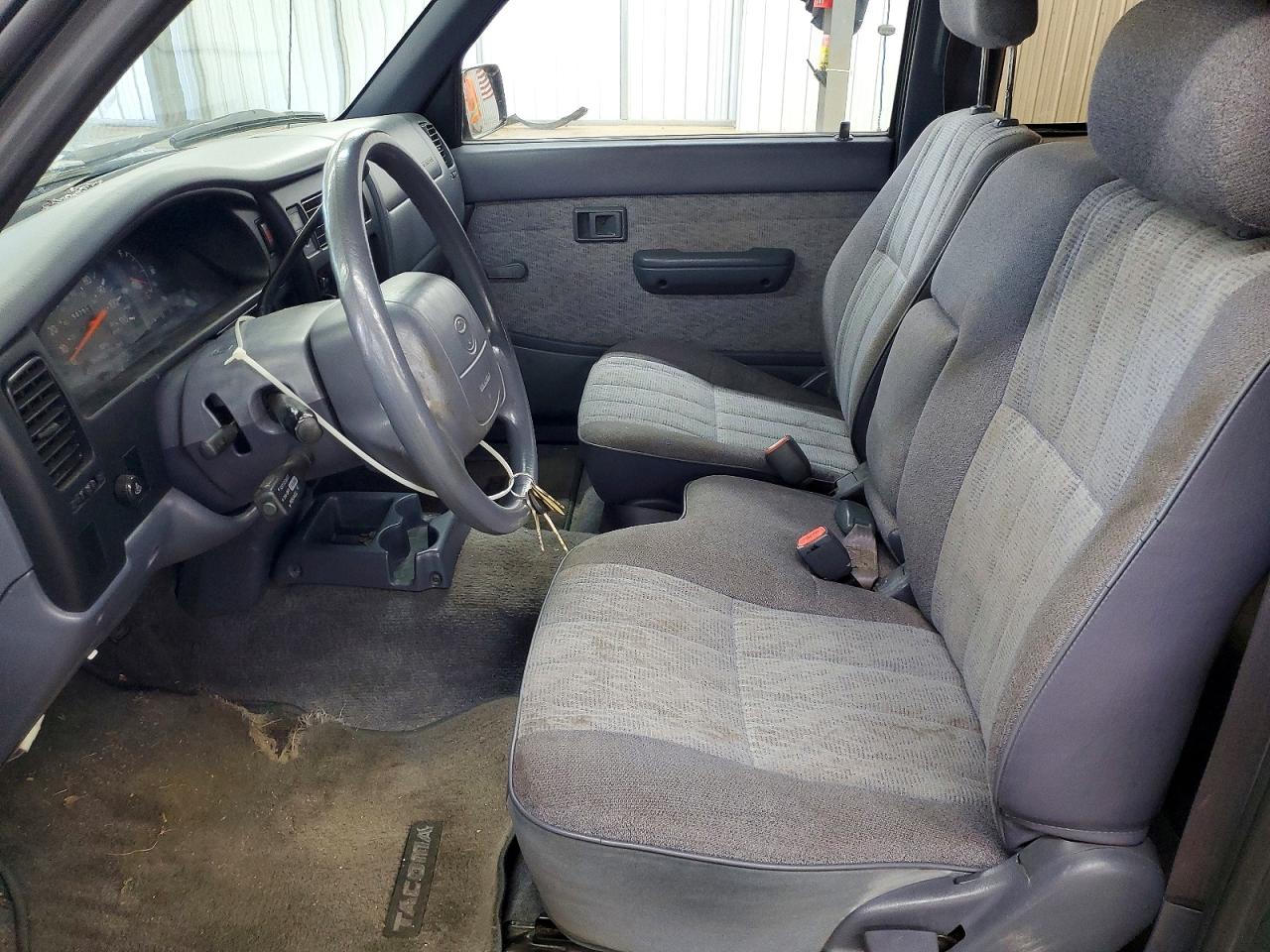 Toyota Tacoma Xtracab