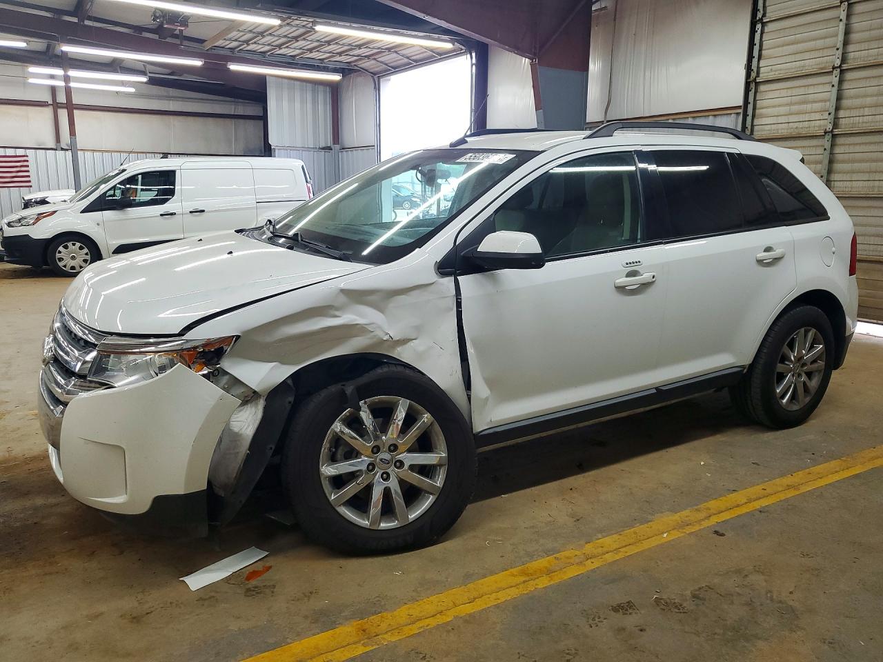 Salvage Ford Edge Image