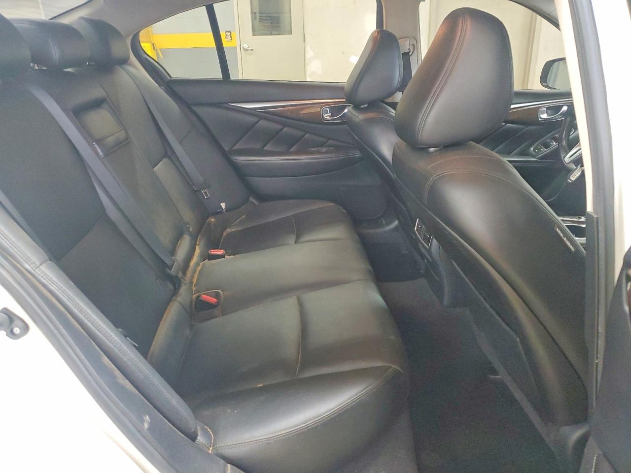 INFINITI Q50 3.0t L 3.0t Luxe