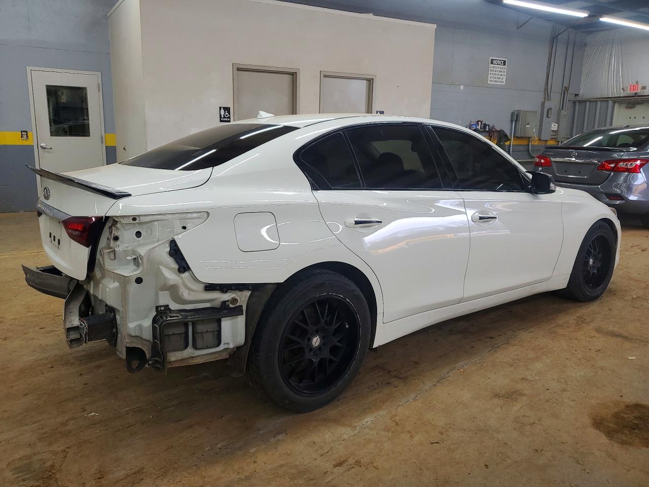INFINITI Q50 3.0t L 3.0t Luxe