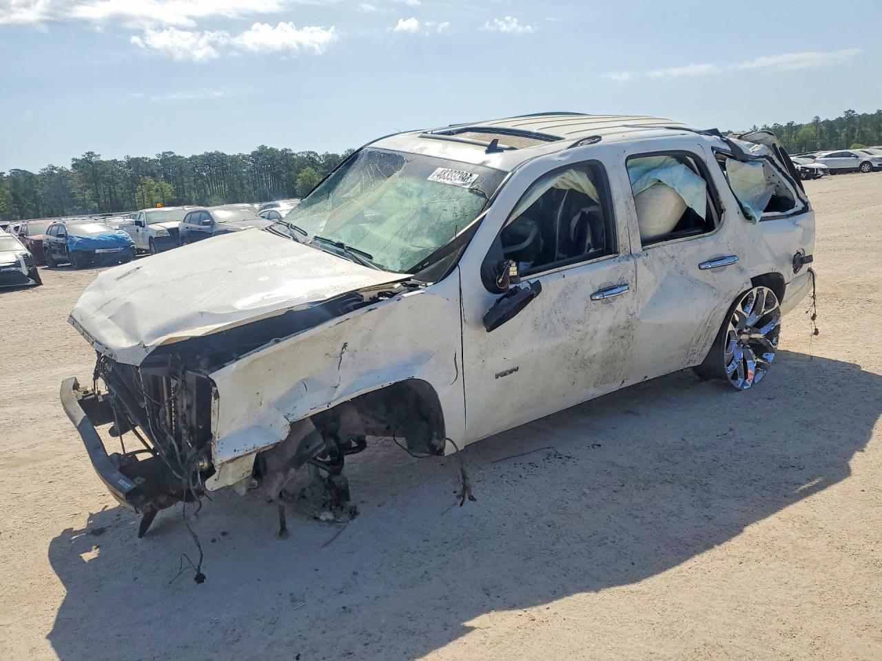 Salvage GMC Yukon Image