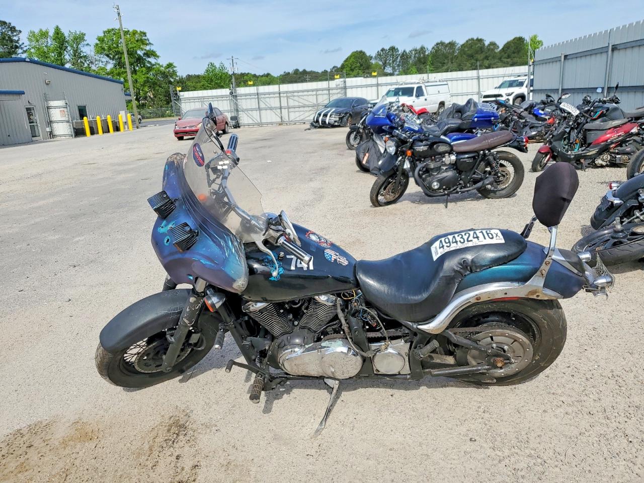 Kawasaki Vulcan 900 C
