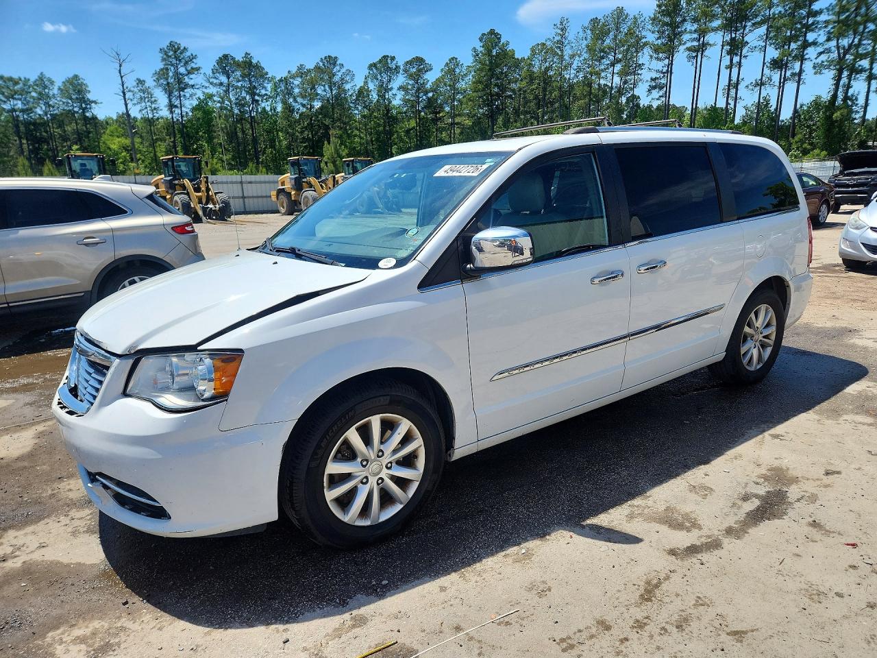 Salvage Chrysler Minivan Image