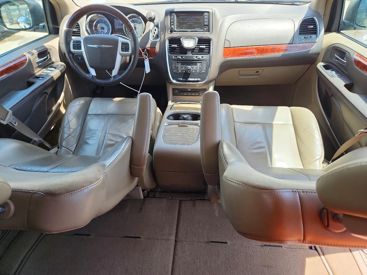 Chrysler Minivan Limited Platinum