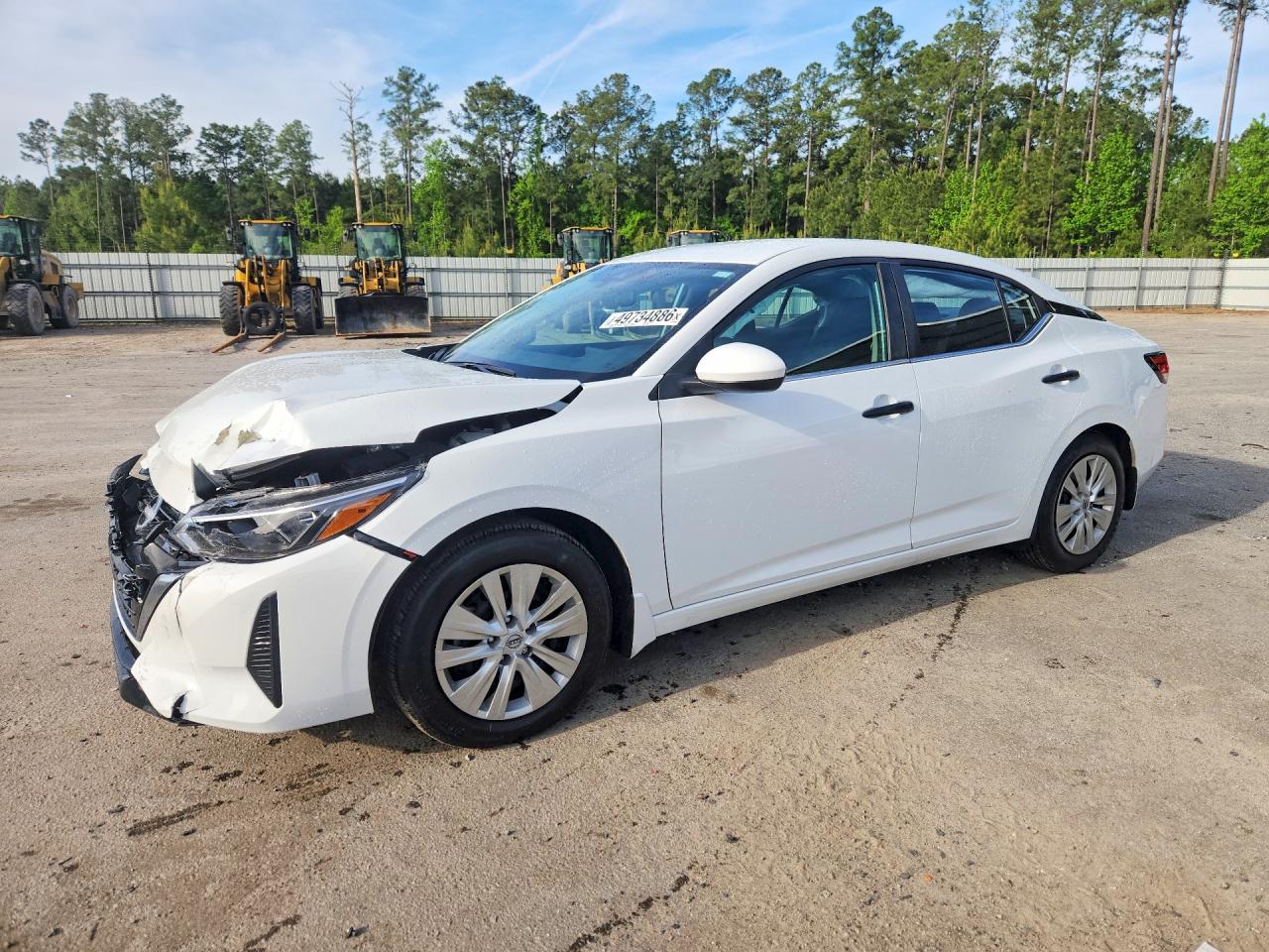 Salvage Nissan Sentra Image
