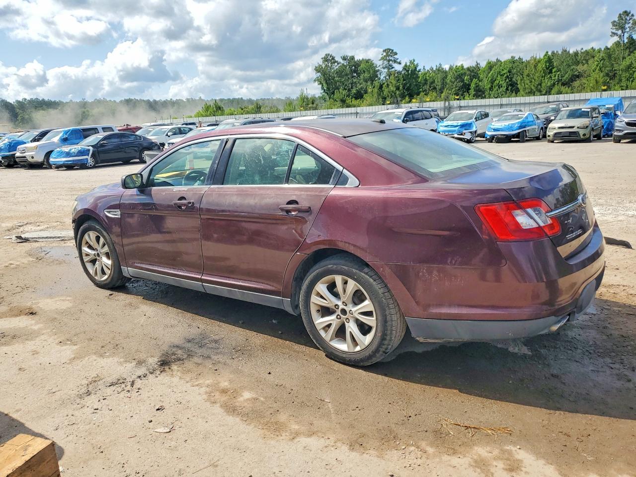 Ford Taurus Sel