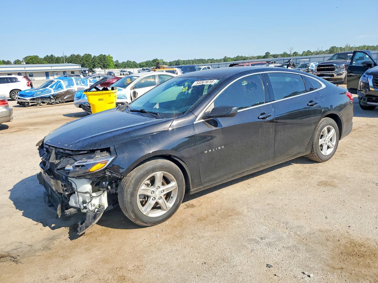 Salvage Chevrolet Malibu Image