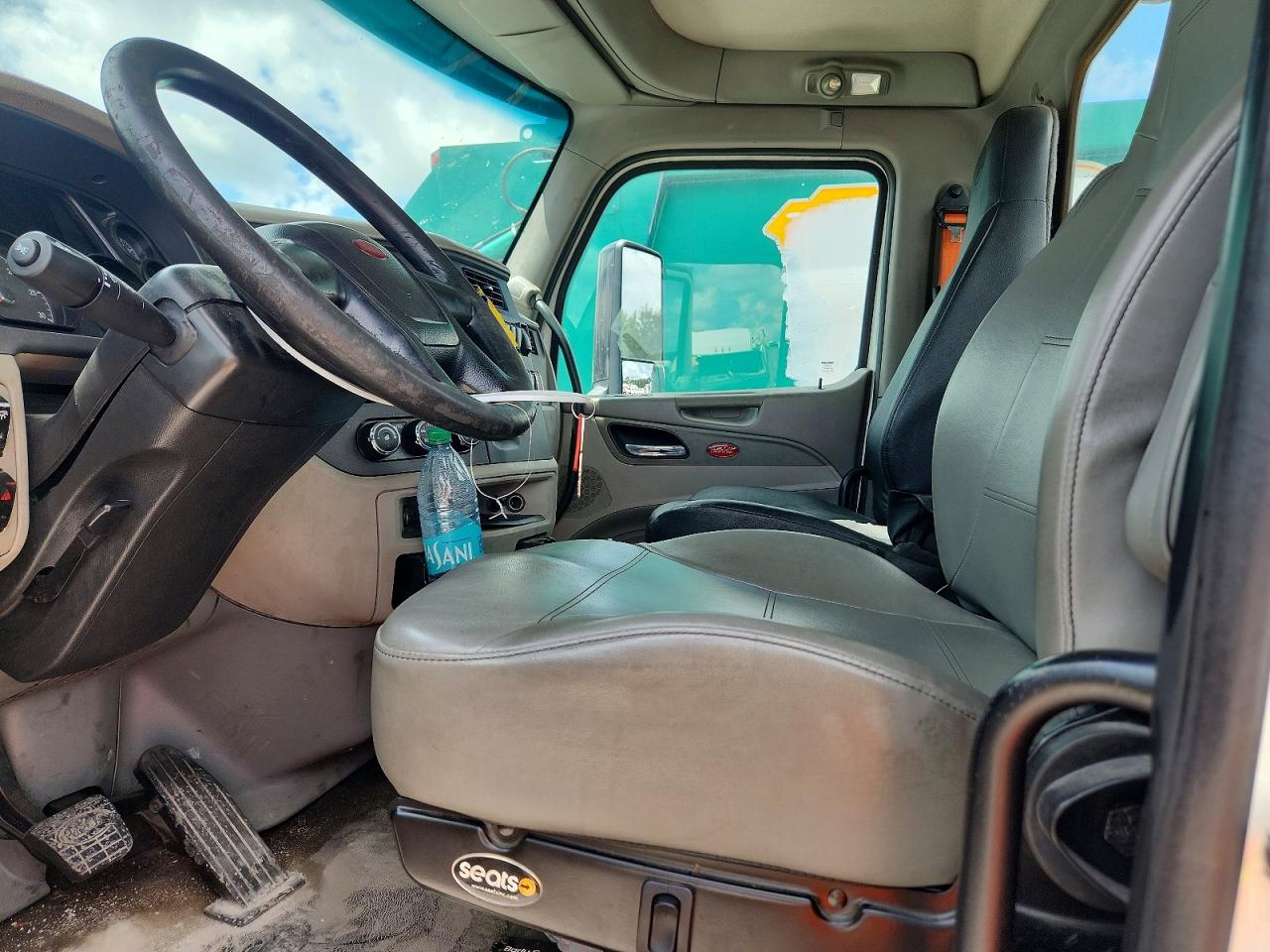 Peterbilt 579
