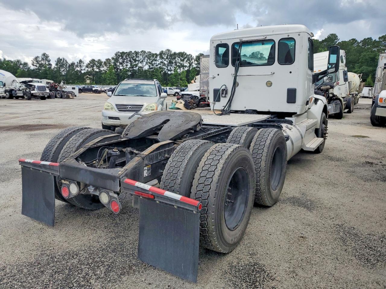 Peterbilt 579