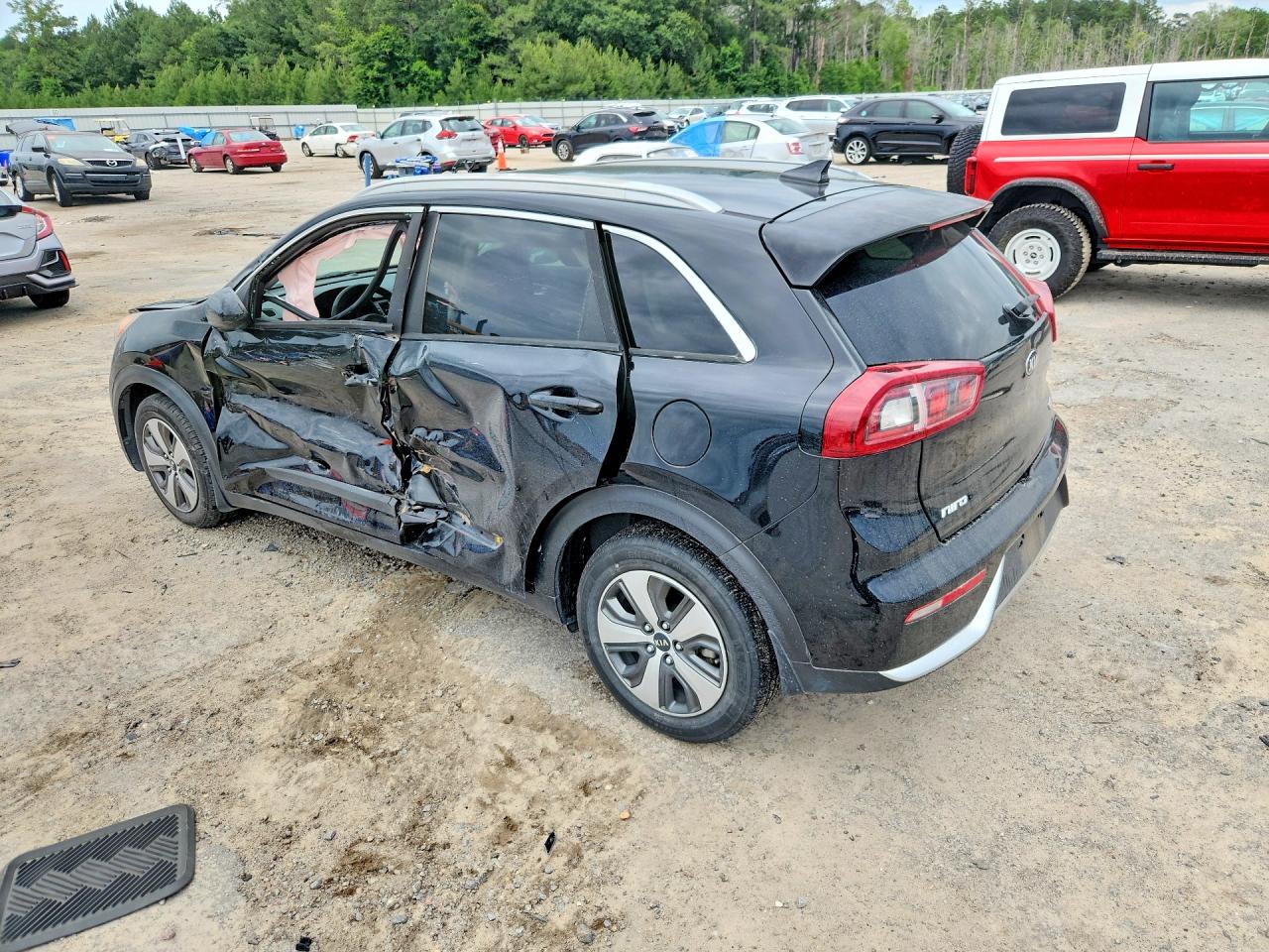 Kia Niro Lx
