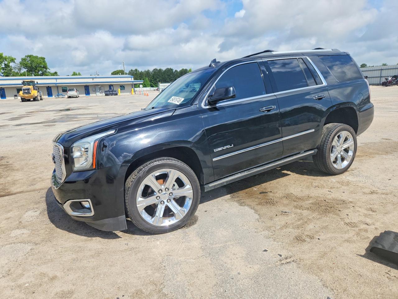 Salvage GMC Yukon Image