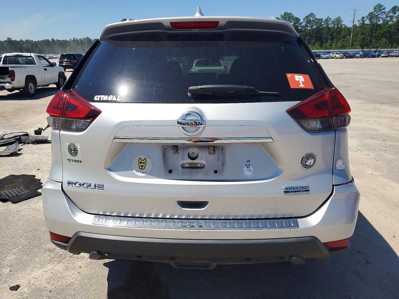 Nissan Rogue S
