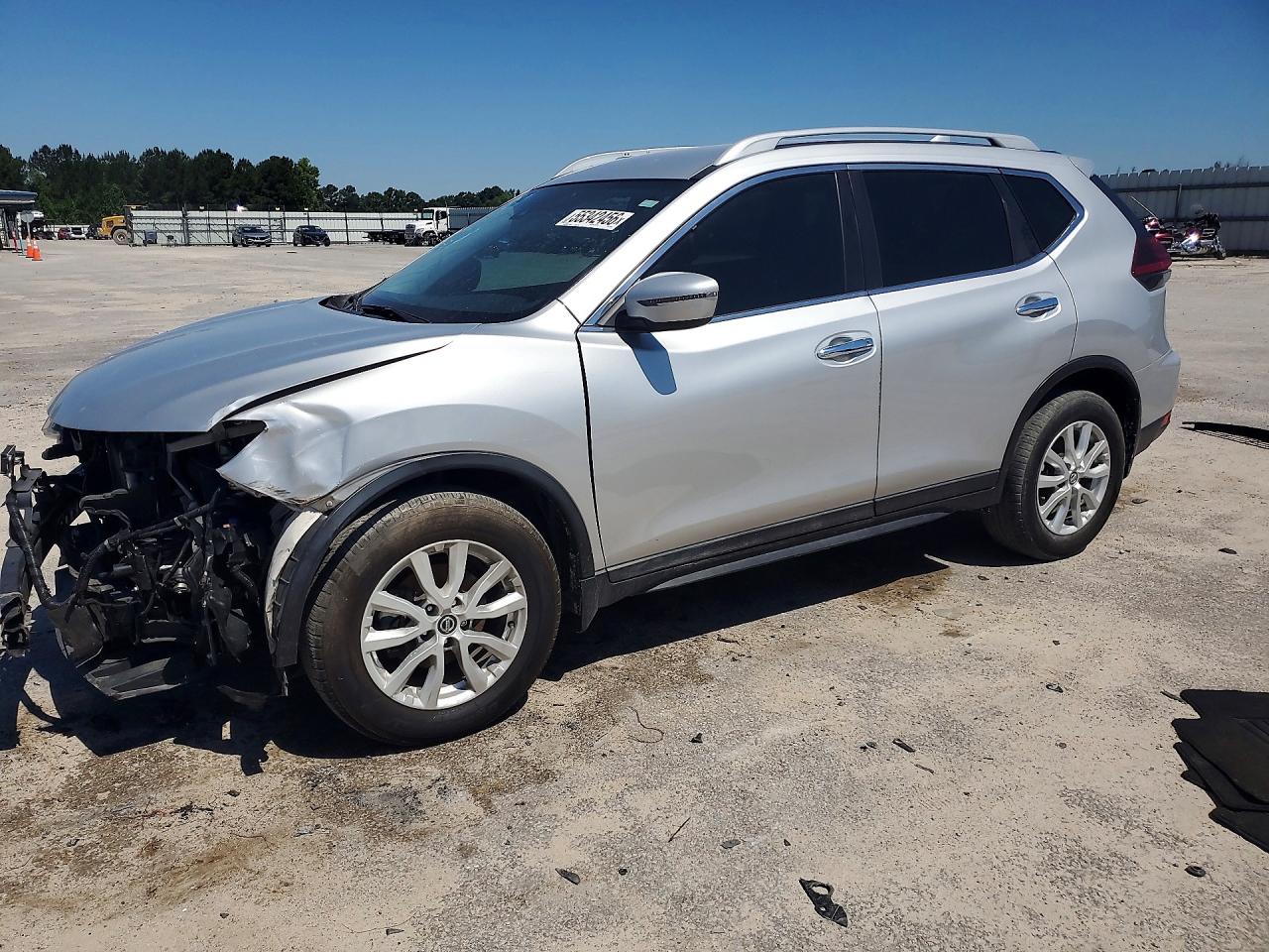 Salvage Nissan Rogue Image