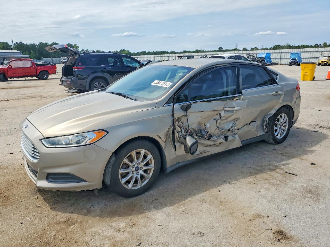Salvage Ford Fusion Image