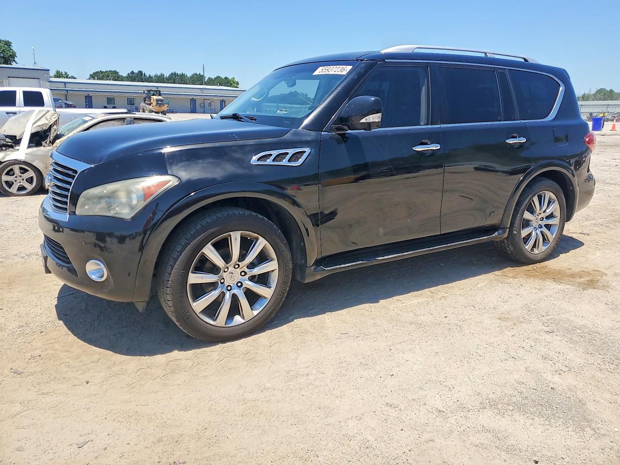 Salvage INFINITI Qx Image