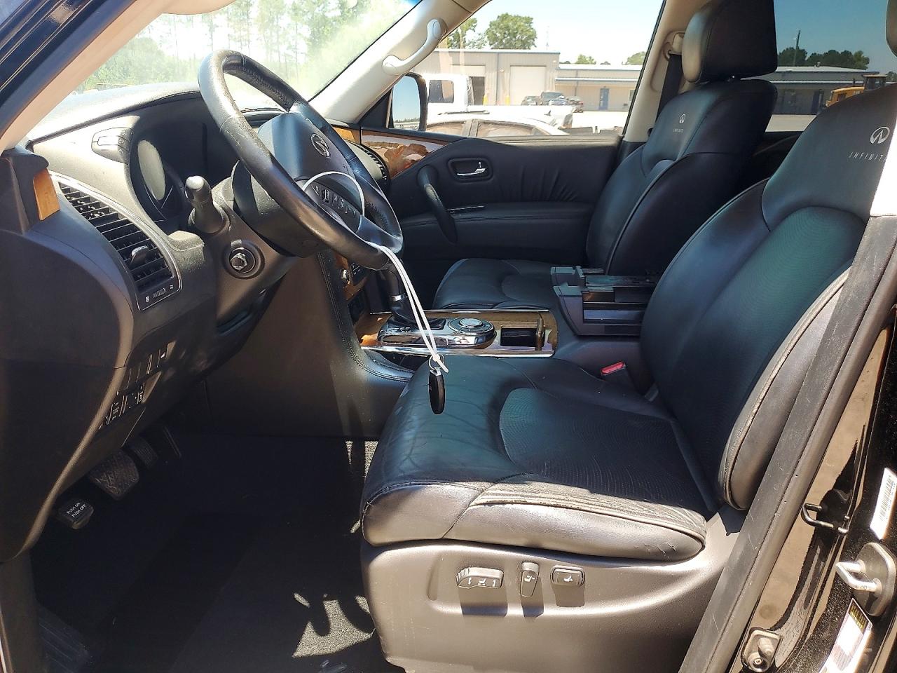 INFINITI Qx Base