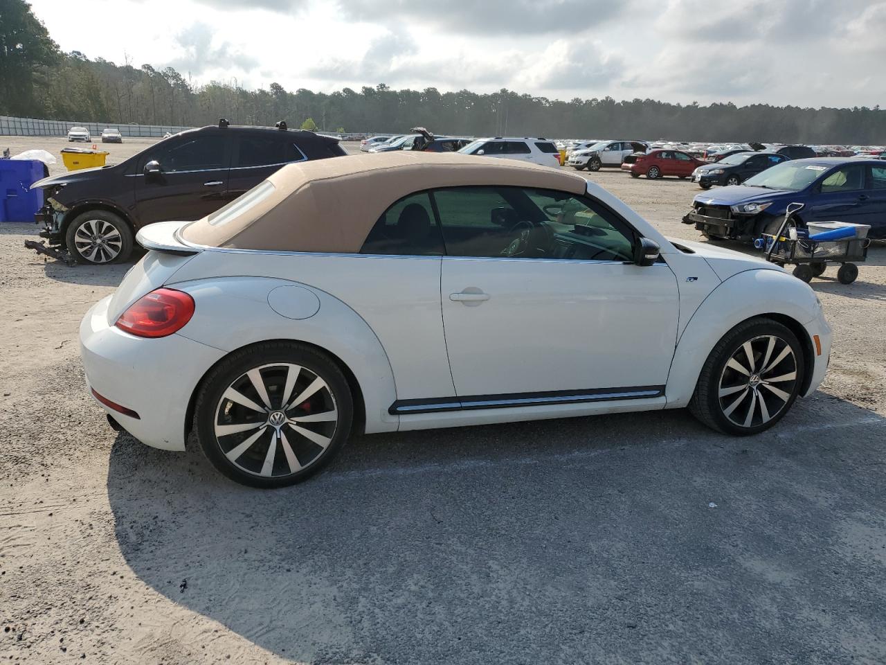 Volkswagen Beetle R-line