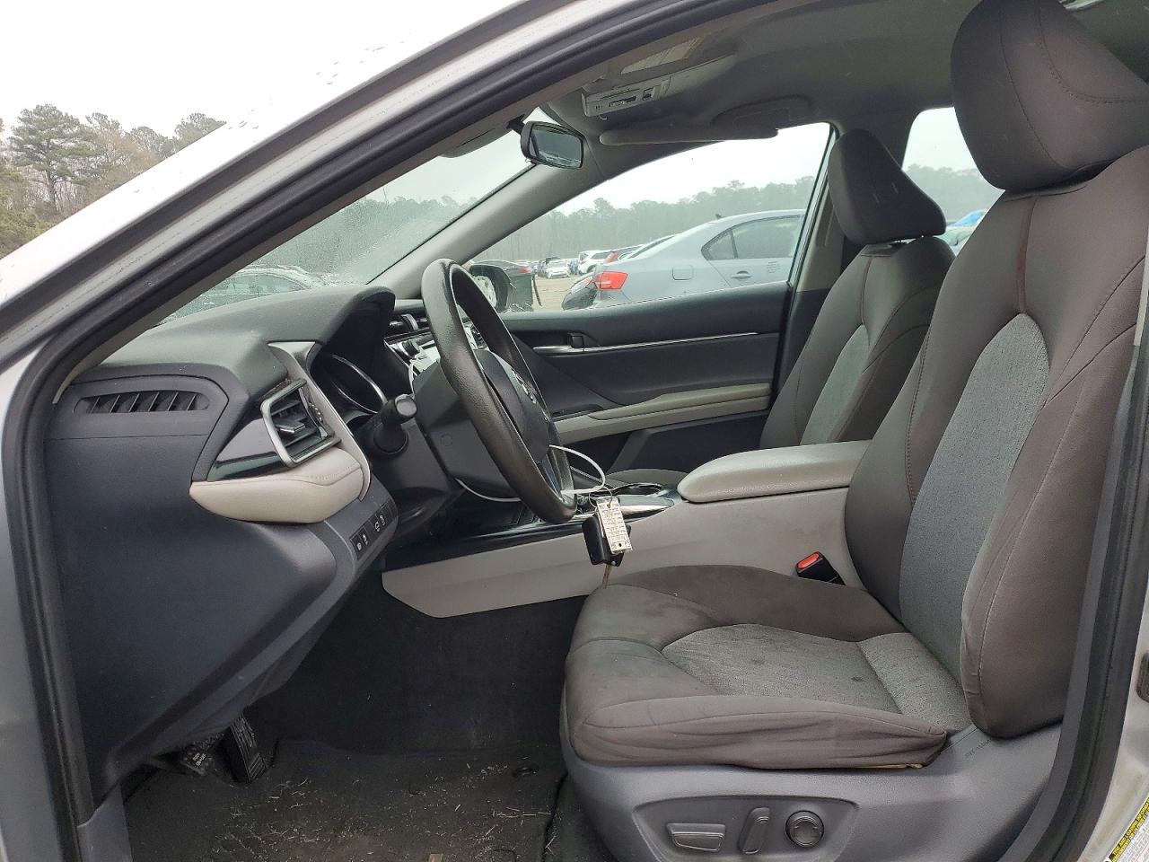 Toyota Camry L